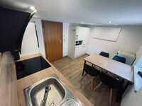 Küche und Esszimmer