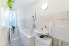 SpaceStays Monteurapartment for 4 | INTERNET | Parking | Bild 8