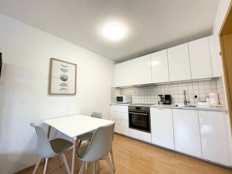 Monteurwohnung Ravensburg – WLAN, Parkplatz, Balkon Bild 1