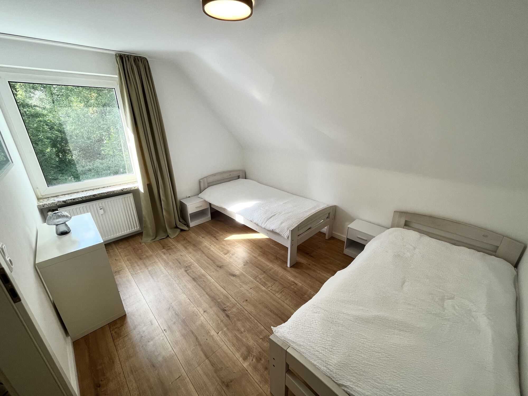 Schlafzimmer 2 (2 Einzelbetten 1x2m)
