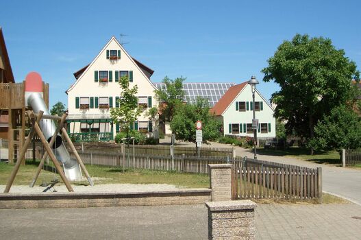 Ferienhaus + 2 Ferienwohnungen Nähe Nürnberg- Schnelles Wlan