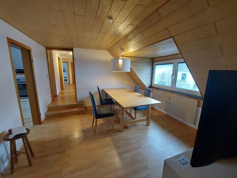 Monteurswohnung in Idstein (4 SZ, 2 Bäder, 100 qm) Picture 2