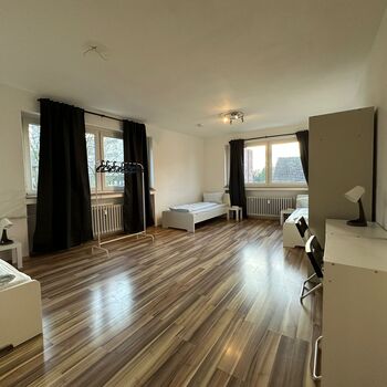 Zentrale Monteurwohnung in Duisburg Picture 2