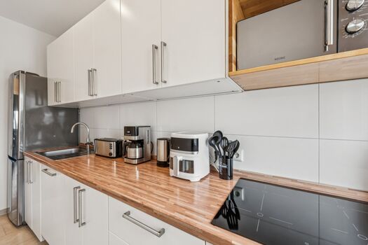 Stay DMK| Ludwigsfelde | Hochwertiges Apartment | 6 PAX