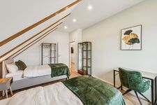 Stay DMK| Ludwigsfelde | Hochwertiges Apartment | 6 PAX Bild 2