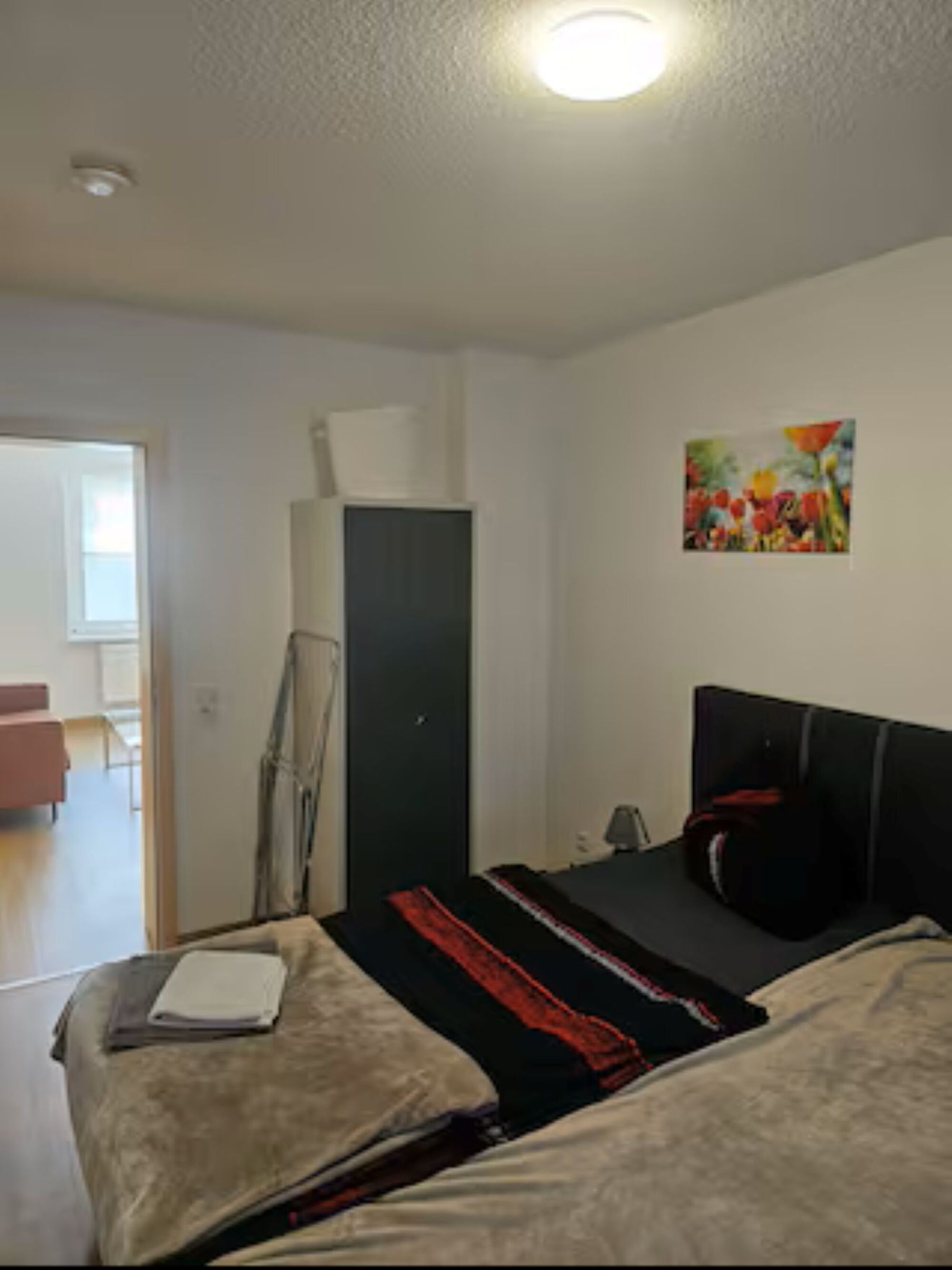 Schlazimmer 1 mit Doppelbett