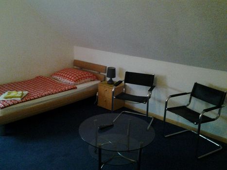 Monteurzimmer Ferienwohnung Gästezimmer Pension Übernachtung Bild 4