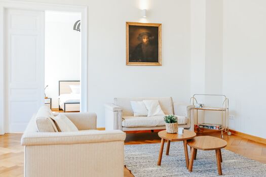 namastay! Exklusiver Altbau in Bestlage Bild 2