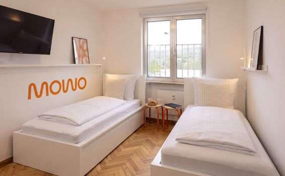 MOWO Monteurzimmer Kitzingen - für bis zu 100 Personen Bild 1