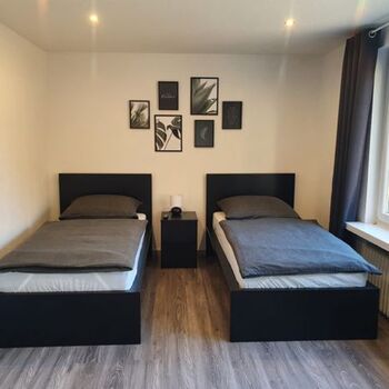 Schlafzimmer mit Einzelbetten