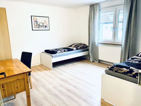 Schlafzimmer 1