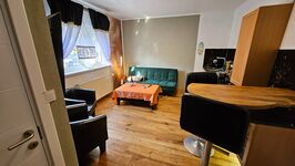 Haus (Erdgeschoss) mit Garten Zdjęcie 8