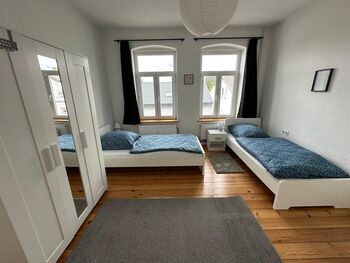 moderne Wohnungen für 5-6 Personen frei ab 06.10. Bild 5