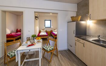 Lindenhof-Treuholz - Ferienwohnung/ Apartments/ Unterkunft
