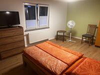Moderne Monteurwohnung in Straußfurt – 140 m² für bis zu 4 P Bild 4