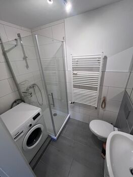 EasyRent24 _ Wiesbaden_Mainz_Rüsselsheim_Frankfurt_Offenbach Picture 5