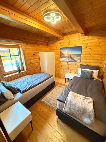 Habitania Homes | VINNEN LODGE | Moderne Holzhaus Oase für 8 Personen Bild 4