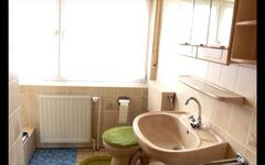 Bad mit WC und Dusche