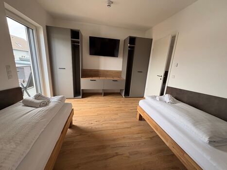 Monties Apartments