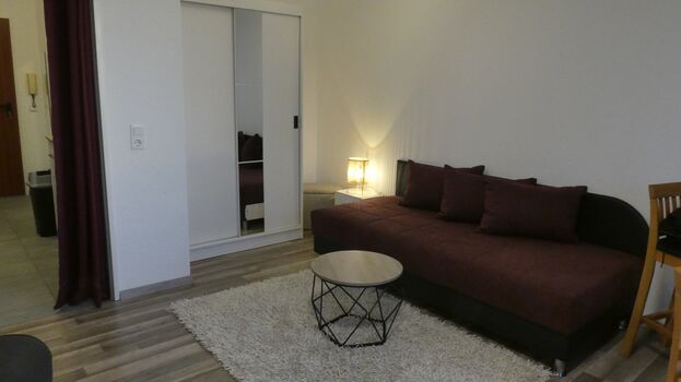 Cooles Studio direkt am Rhein