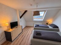 Schlafzimmer DG