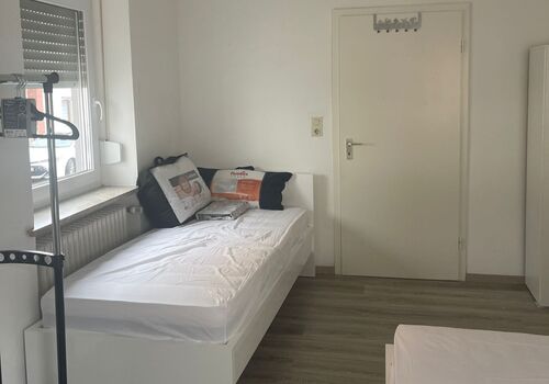 Zimmer 2 (3 Betten)