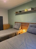 für 1-4 Personen, ab 6 Monate Mietdauer, alles neu. Zentral. Picture 2