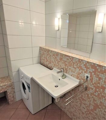 Badezimmer 2