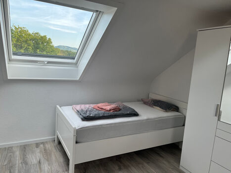 Exklusive 2-Zimmer-Wohnung in Großbettlingen Zdjęcie 4