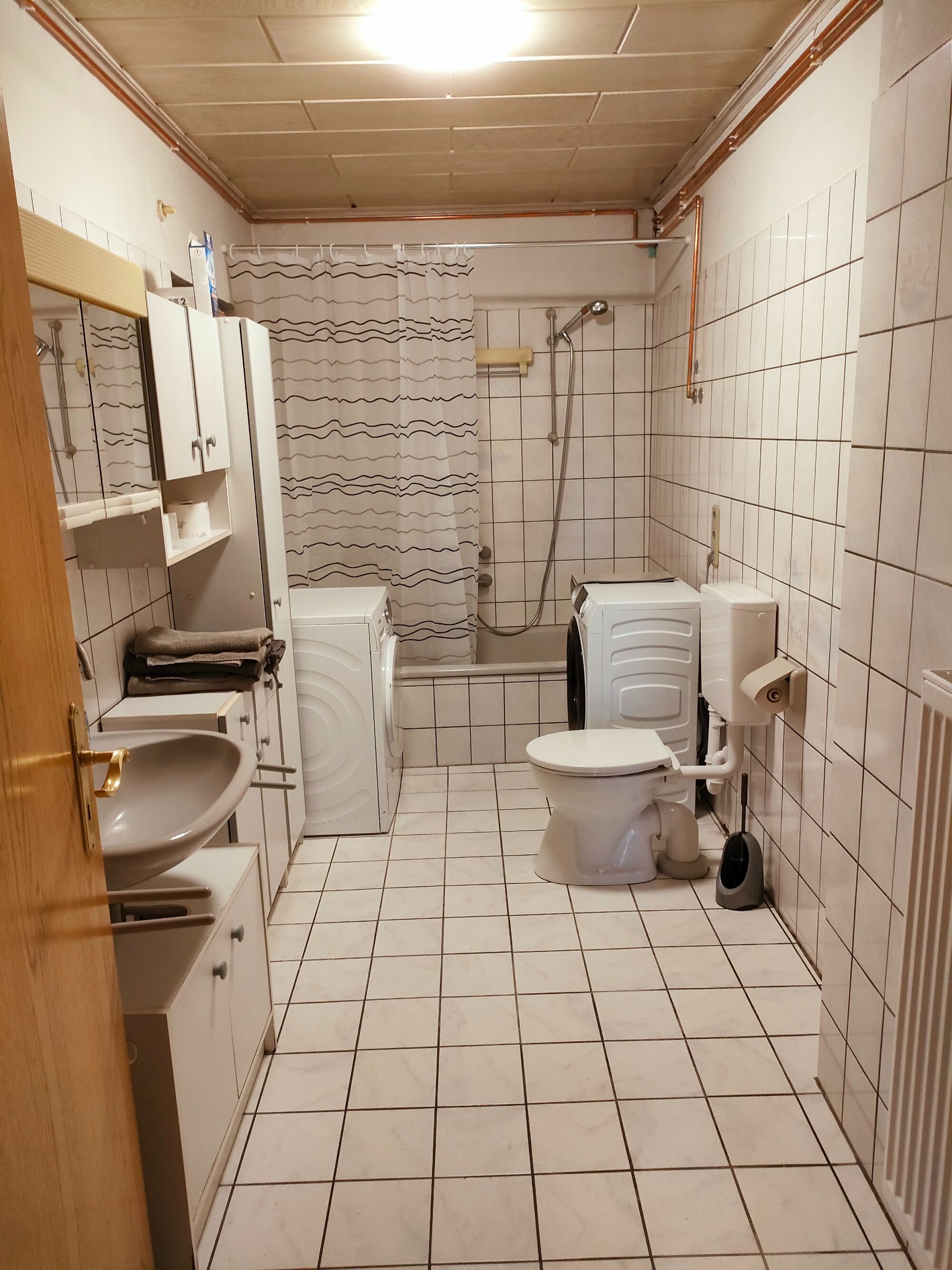 Badezimmer EG