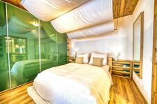 Großzügiges Haus mit Garten, Kamin und viel Platz Bild 1