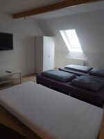 Komplettes Haus in ruhiger Gegend mit Kamin in Eggolsheim Picture 1