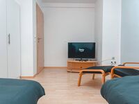 Komplettes Haus in ruhiger Gegend mit Kamin in Eggolsheim Picture 3