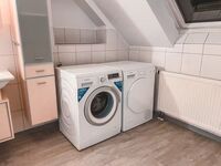 Komplettes Haus in ruhiger Gegend mit Kamin in Eggolsheim Picture 10