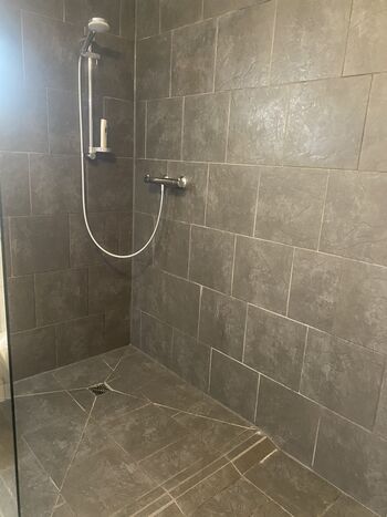 Zimmer in 2er WG, Warmmiete, Auto: 10min Wache-Ost,12min Hbf Zdjęcie 2