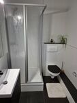Jedes Zimmer hat eigene Dusche/WC/Waschtisch