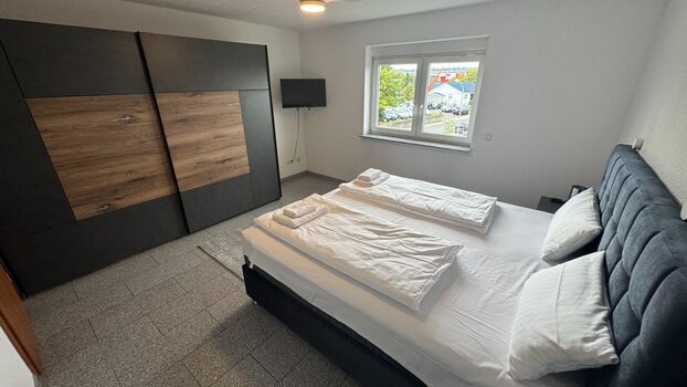 4 Große Monteurwohnungen Kassel / Je 3 Schlafzimmer / Ideal für Firmen Bild 3