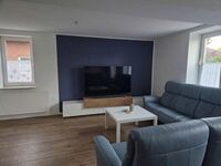 Großzügige Wohnung Bild 2