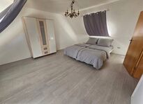 Großzügige Wohnung Bild 1