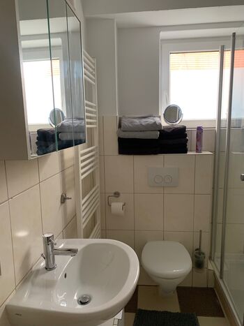 Monteurwohnung - 2 Schlafzimmer, Bad, Küche, Parkplatz Bild 3