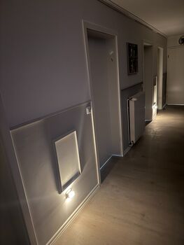 Moderne Unterkunft mit 4 Schlafzimmer, Parkplatz, WIFI, Bild 4