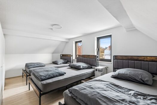 Zimmer 3 - DG