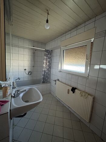 Ganze 3-Zimmer Wohnung, Küche und Bad mit bis zu 8 Betten Bild 2