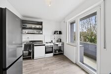 100 m² Monteurwohnung Solingen – 4 Schlafzimmer, 8 Betten, 2 Balkone Picture 15