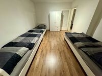 Monteurwohnung Solingen für 2–5 Personen – Maisonette mit Balkon, 60 m² Picture 1