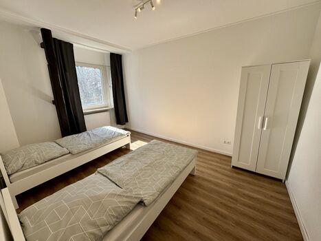 Monteurwohnung Solingen mit Stellplatz – 2 Schlafzimmer, bis 5 Personen Bild 4
