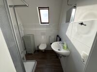Monteurzimmer Solingen für 5 Personen – 2 Schlafzimmer, Stellplatz Bild 6