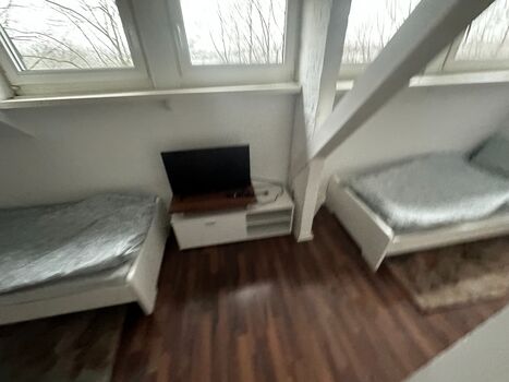 Monteurwohnung Krefeld 6-12 Betten 5,5 Zimmer 155 QM mit WLA Picture 4