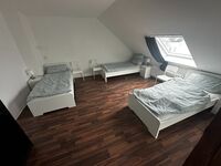 Monteurwohnung Krefeld 6-12 Betten 5,5 Zimmer 155 QM mit WLA Zdjęcie 14