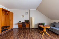 Salí Homes | Hotel zum Dorfbrunnen - Bornheim Bild 20